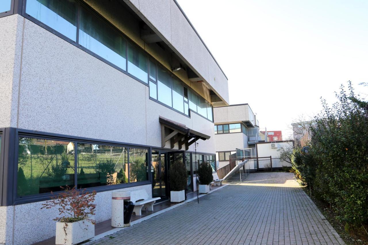 Tito La Piana Hotel מראה חיצוני תמונה