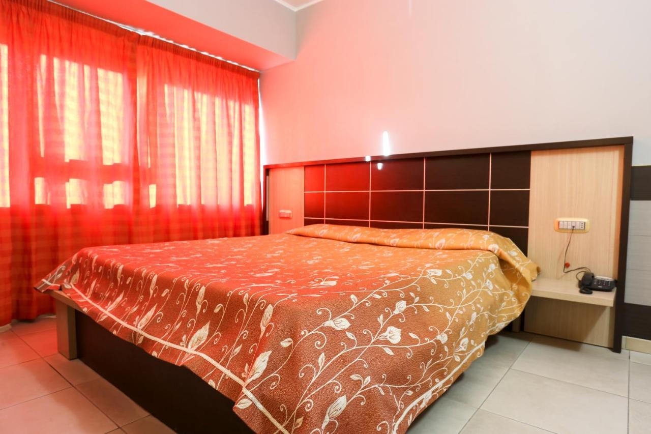 Tito La Piana Hotel מראה חיצוני תמונה