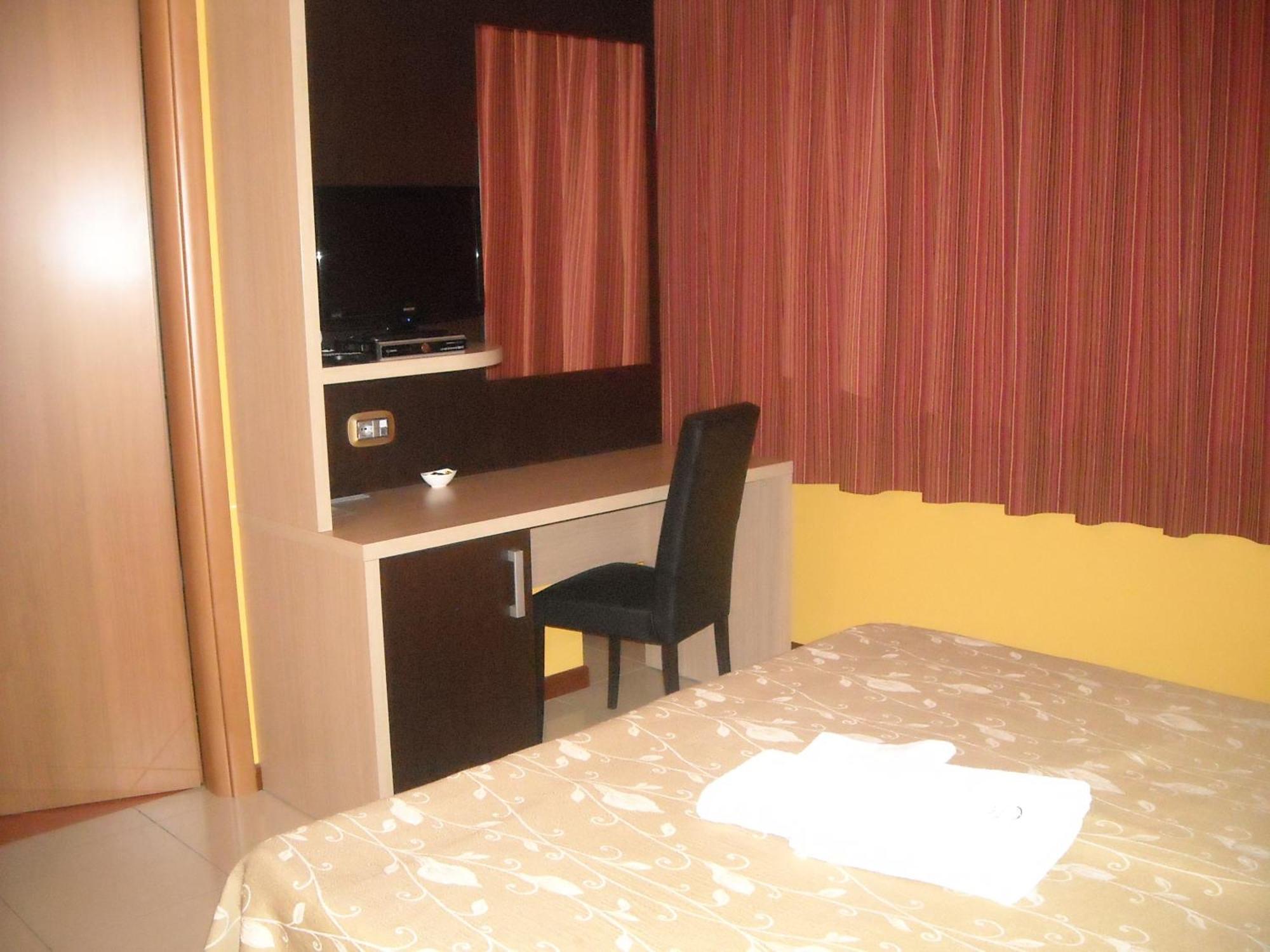 Tito La Piana Hotel מראה חיצוני תמונה