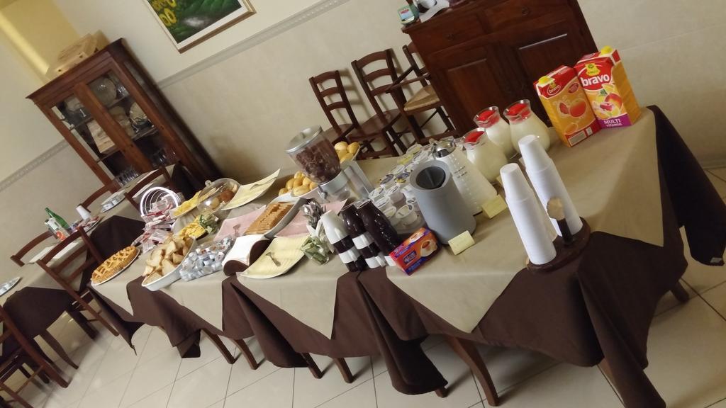 Tito La Piana Hotel מראה חיצוני תמונה